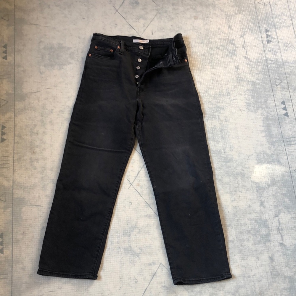 Levi’s Ribcage Straight Ankle Jeans